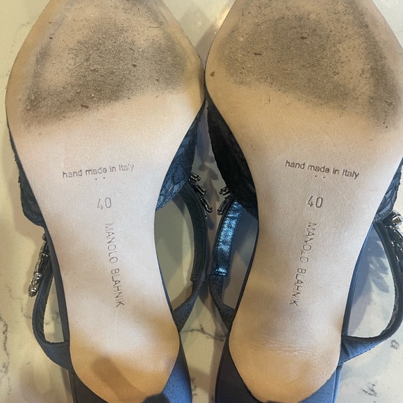 Manolo Blahnik Lurum Crystal-Embellished Lace Mules - Size 40 - Picture 5 of 5